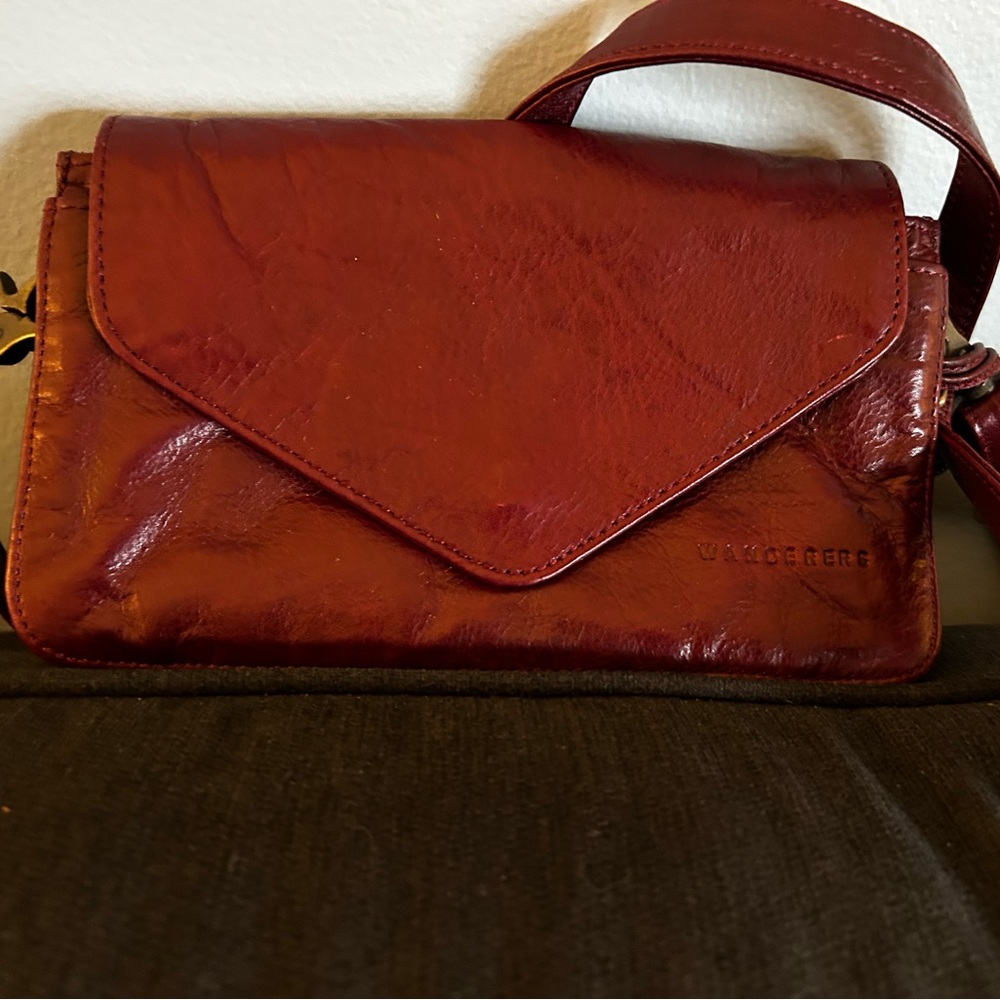 Wanderer Crossbody purse